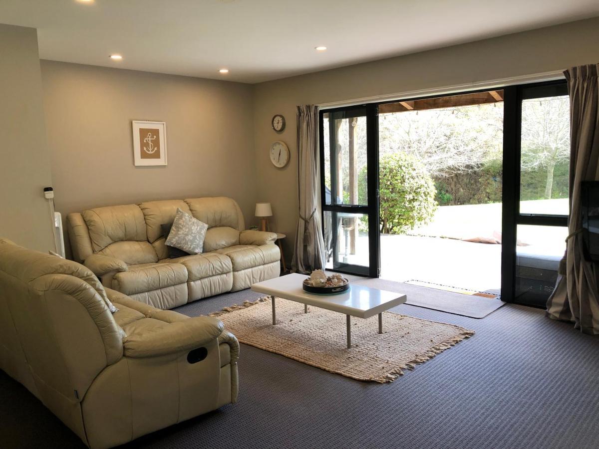 Vila Tranquil Family Retreat Akaroa Exteriér fotografie
